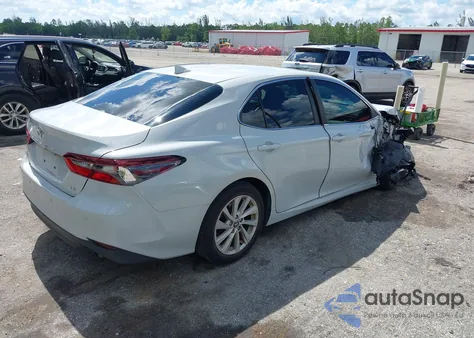 2022 Toyota Camry Le из США, поврежденный, VIN 4T1C11AK9NU018895